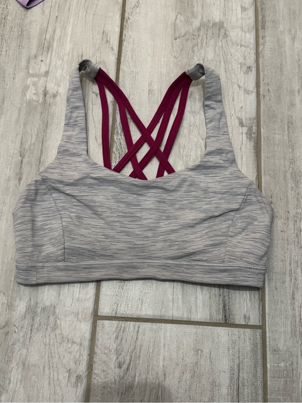lululemon sports bra size 4
